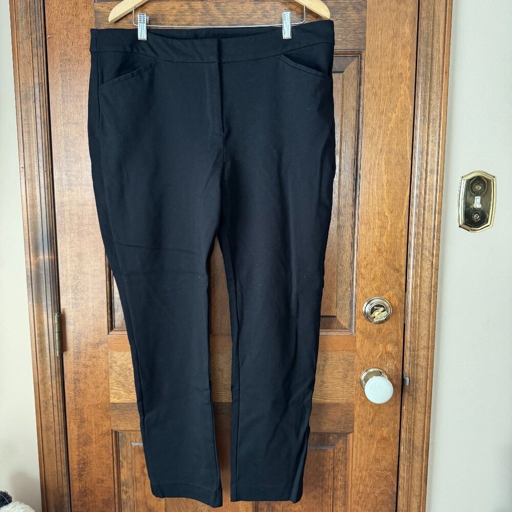 Chico's Black Ankle Pants Size 3 Short